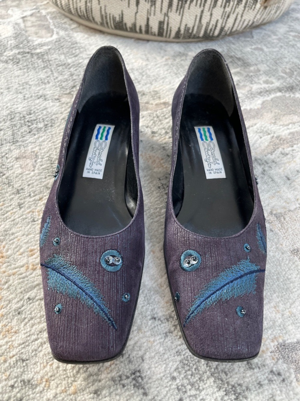 VINTAGE ARNOLD CHURGIN Feather Peacock Low Pump Square Toe Fancy Event